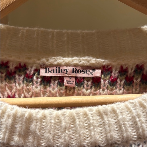 Floral Knit Cream Sweater - Picture 2 of 3